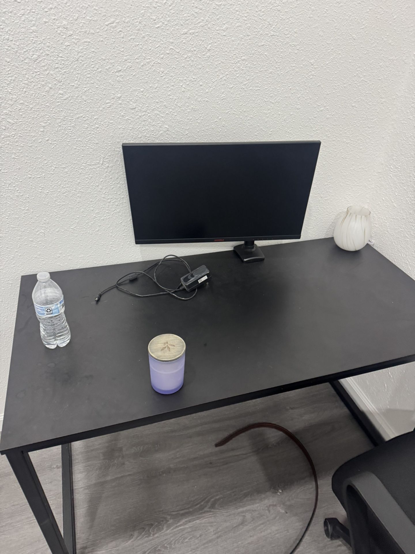 Gaming desk and chair