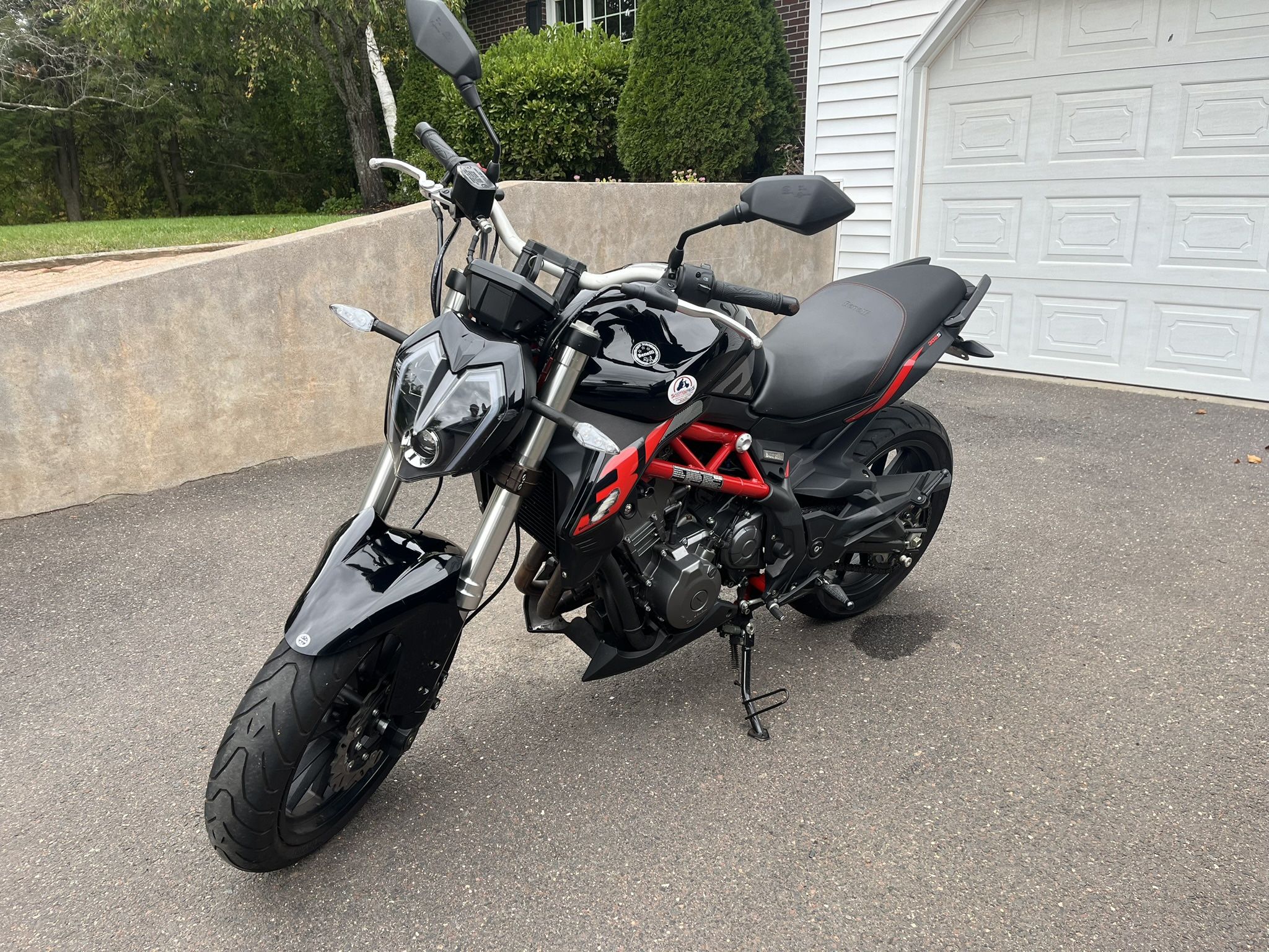 2020 Benelli 302S