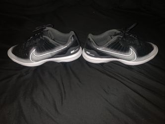 Nike Diamond Baseball Metal Cleats Size 8.5