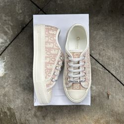 Walkn’Dior (Sizes 6, 7, 8, 9)