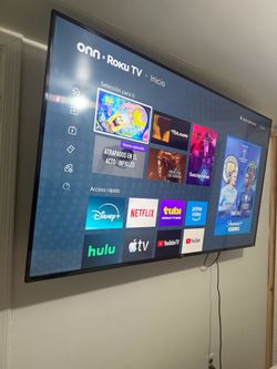 65-inch Roku TV, only 5 months of use... practically new.