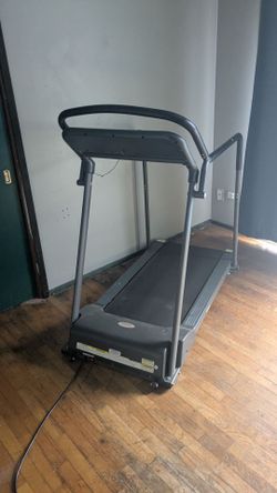 Sunny health and fitness treadmill