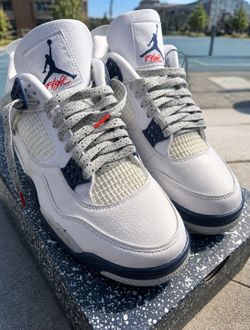 Jordan 4 Retro Midnight Navy