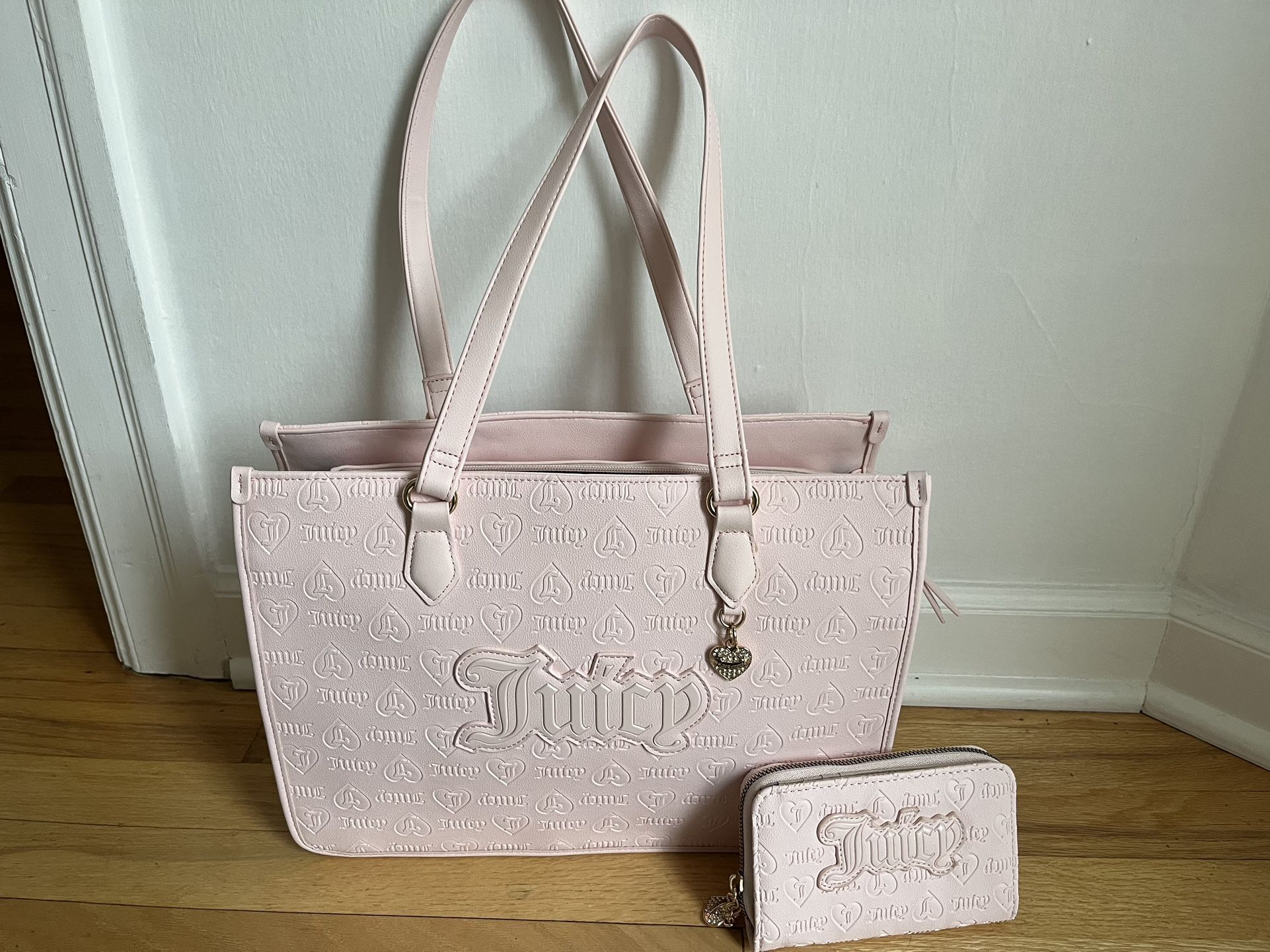 Juicy Couture Matching Purse & Wallet Set