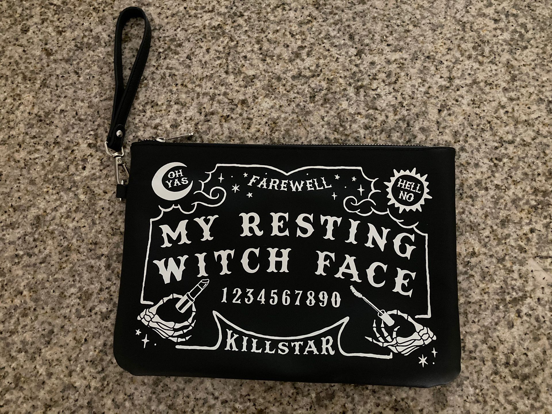 Killstar witch clutch