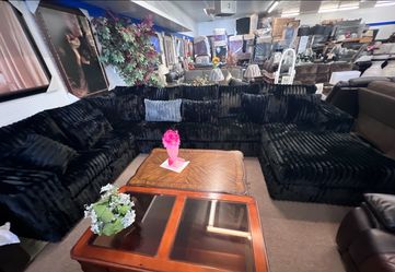 Black Corduroy Sectional - Modern & Comfortable 