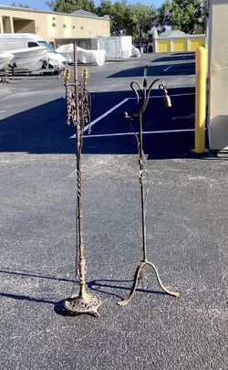 2 antique Iron floor lamps