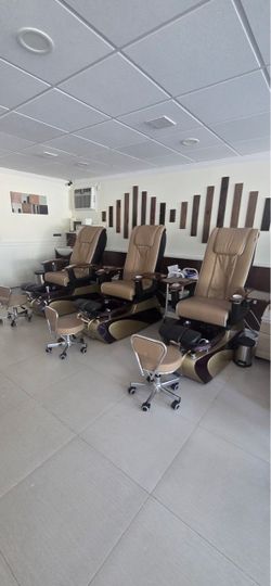 Nail salon equipment