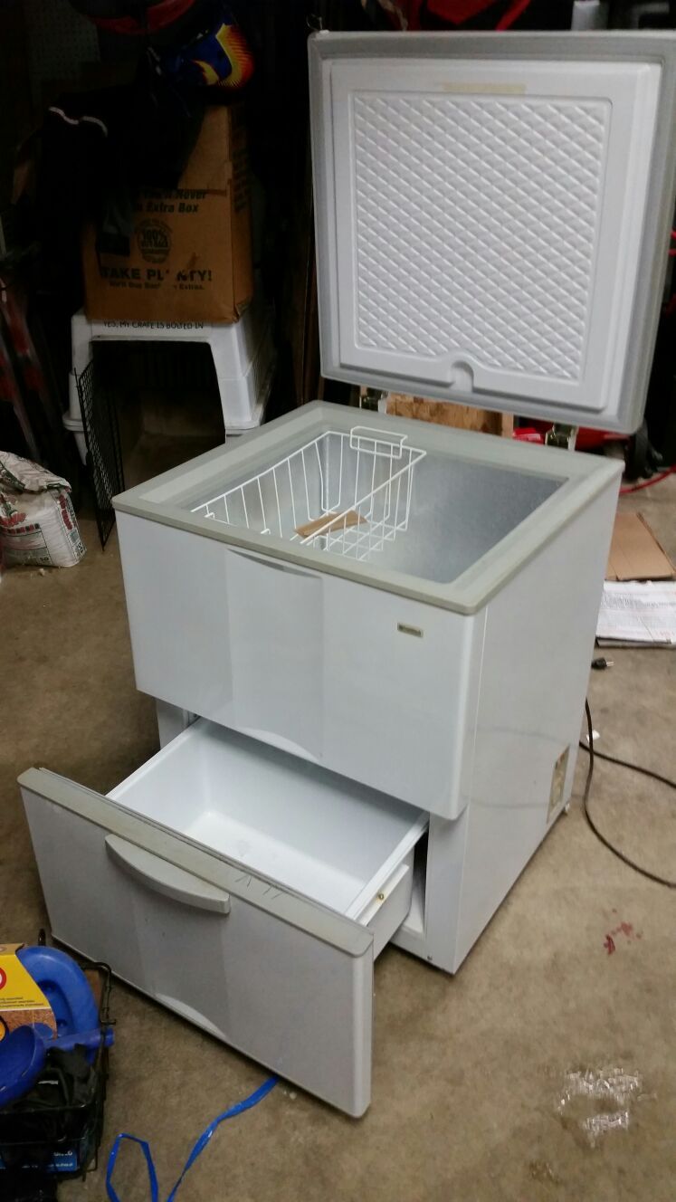 Kenmore chest freezer 4.8 Cu. Ft.