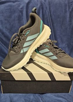 Brand New Adidas Women Shoes Size 8 