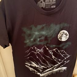 Into The AM Small Tee 