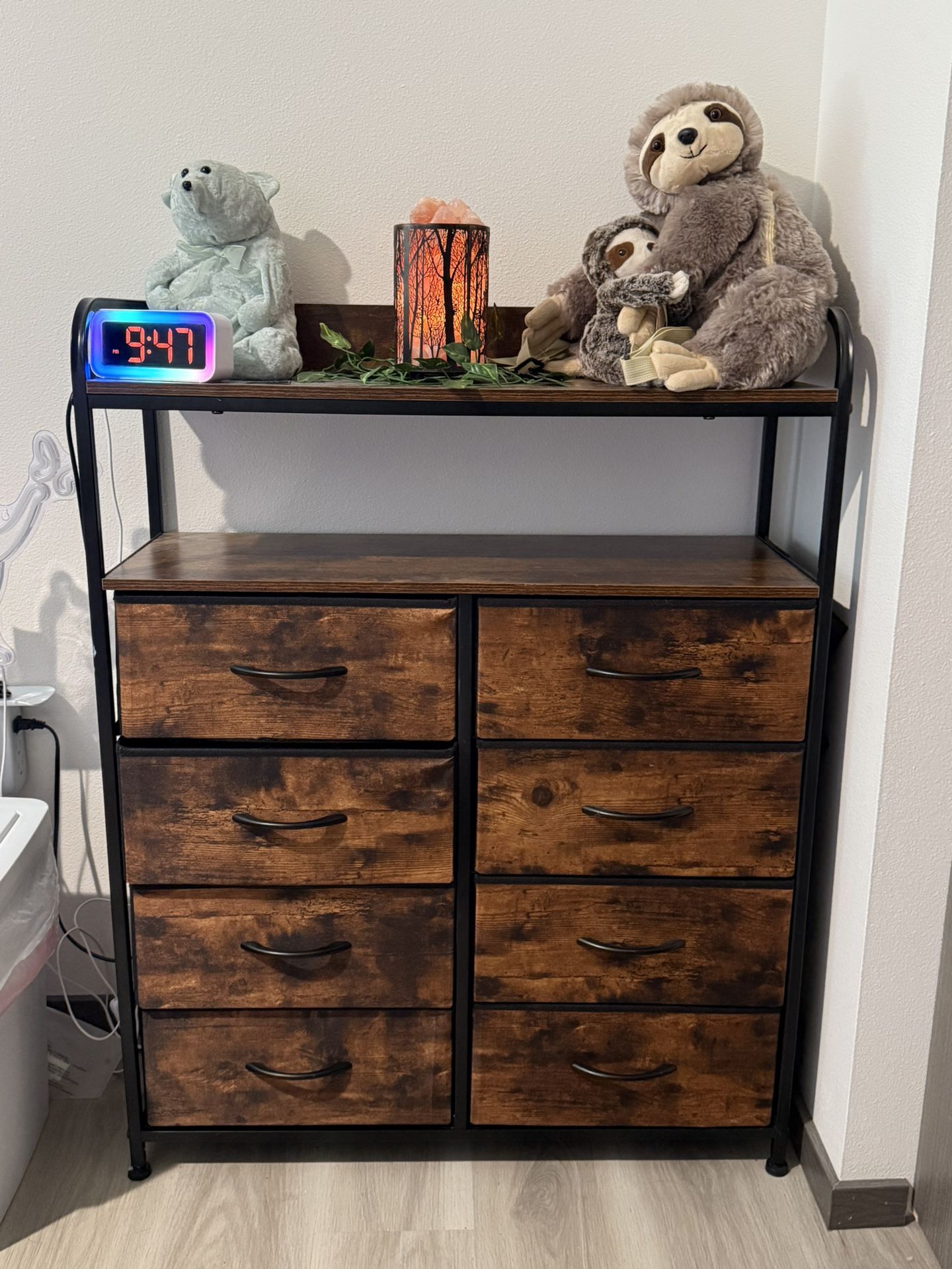 Rustic 8-Drawer Dresser with Top Shelf – Industrial Style Storage Unit
