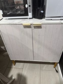 Buffet cabinet