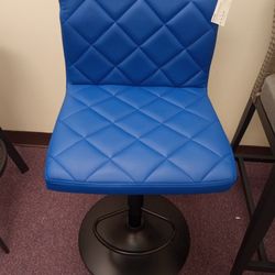 Adjustable Makeup Chair