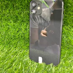 iPhone 11 Unlocked With Warranty 