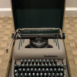 Smith Corona Silent Super Typewriter 