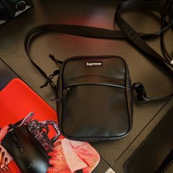 Supreme Leather Bag 