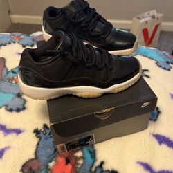 Retro 11 Low Size 7 Men 8.5 Women 