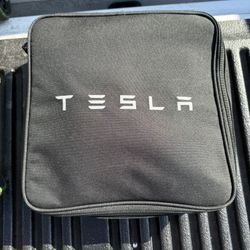 Tesla Gen 2 Portable Charger 🚙 110V 220V