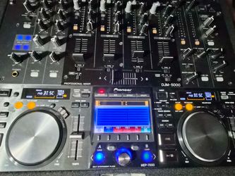 POINEER DJ DJM-5000 DIGITAL MIXER