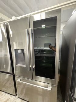 Samsung French Door Refrigerator with Look-In Window