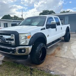 F250 Súper Duty 6.7 Motor Diésel Título Limpio Y En Perfectas Condiciones 