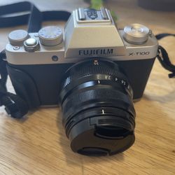 Fuji X T100