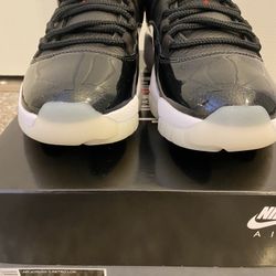 Jordan 11 Retro Low 72-10