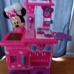 Talking Minnie Mouse Kitchen