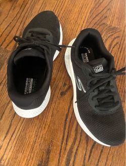 Skecher size 7.5