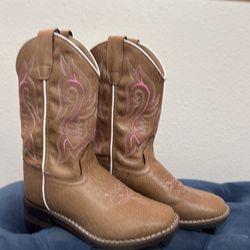 Girls Shyanne Faux boots