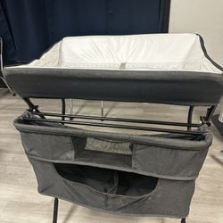 Portable Foldable Baby Changing Station