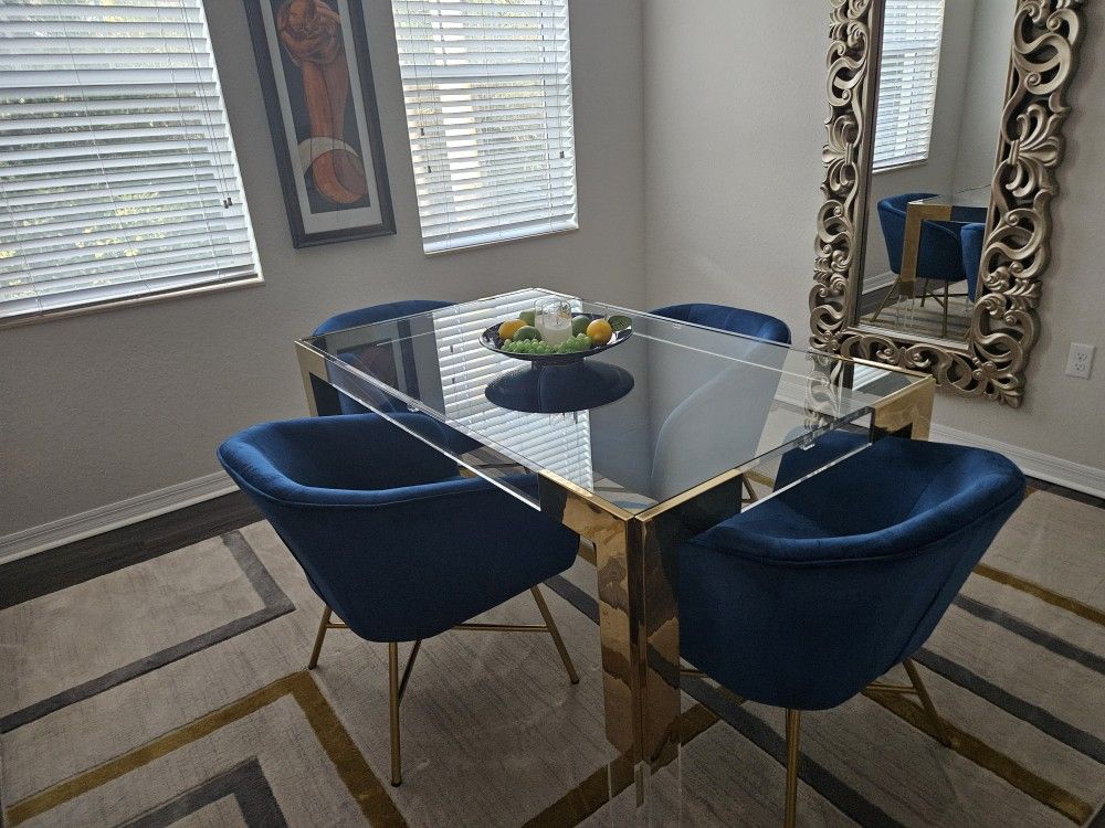 Dining Room Table And Chairs.