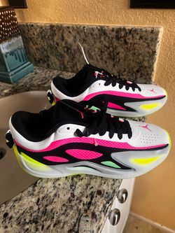 Jordan Luka Low-Top Sneakers
