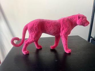 hot pink/fuchsia jaguar. 🐆