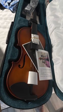 Brand new violin