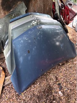 2004-2009 Prius Hoods Avilabel