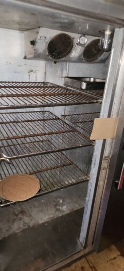 Industrial grade restaurant refrigerator