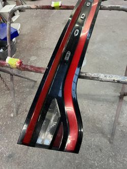 15-22 Dodge Charger Center Taillight