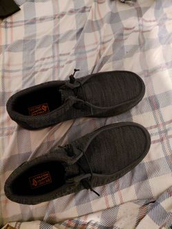 Volcom composites size 10.5