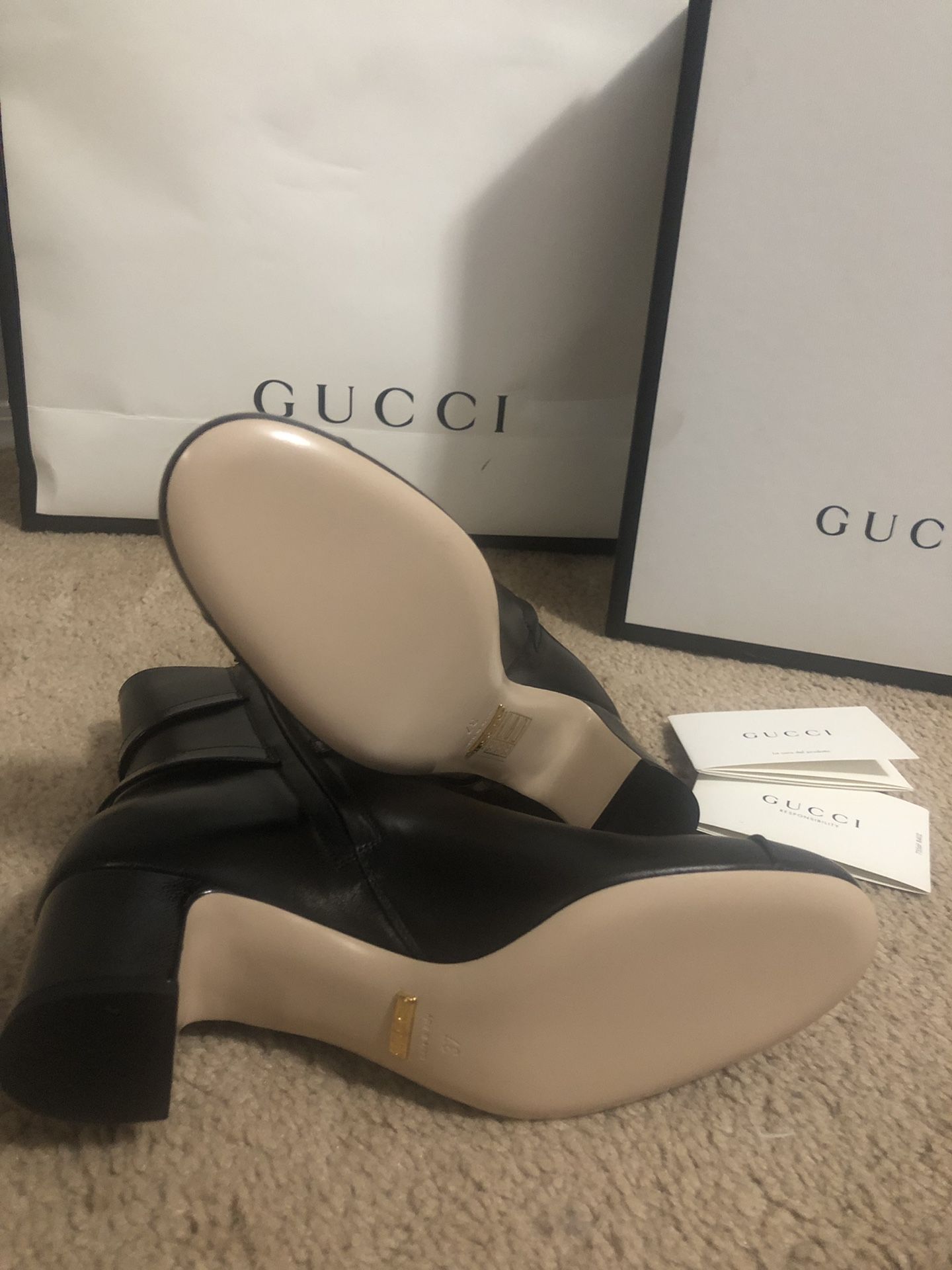 Gucci Women s Geraldine Leather Cap Toe Leather Boots. Brand New. Size 37 for Sale in Las Vegas NV OfferUp