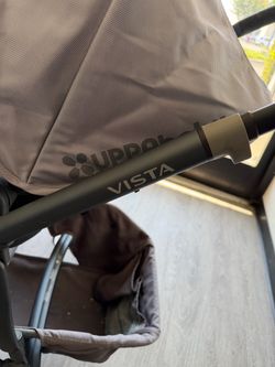 Excellent condition Uppababy Vista Stroller+Mesa Car seat