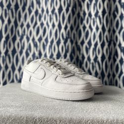 Nike Air Force One  (men size: 7)