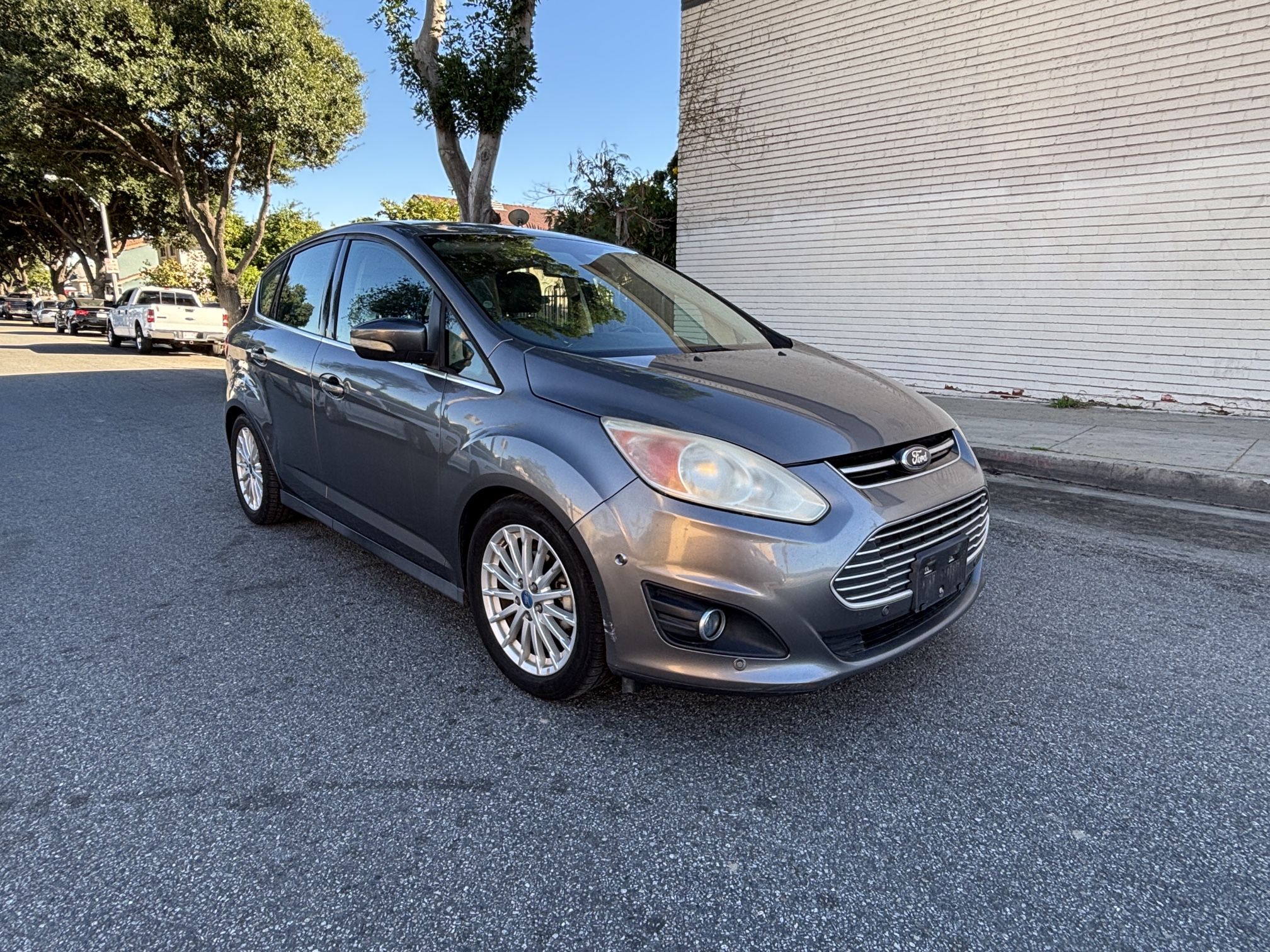 2013 Ford C-Max HYBRID RUNS GREAT CLEAN TITLE REG DEC 2024 145k mi