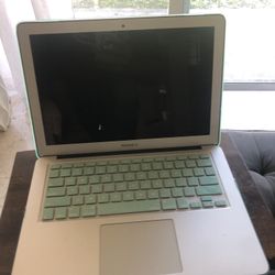 MacBook Air 13 ⭐️⭐️⭐️⭐️⭐️