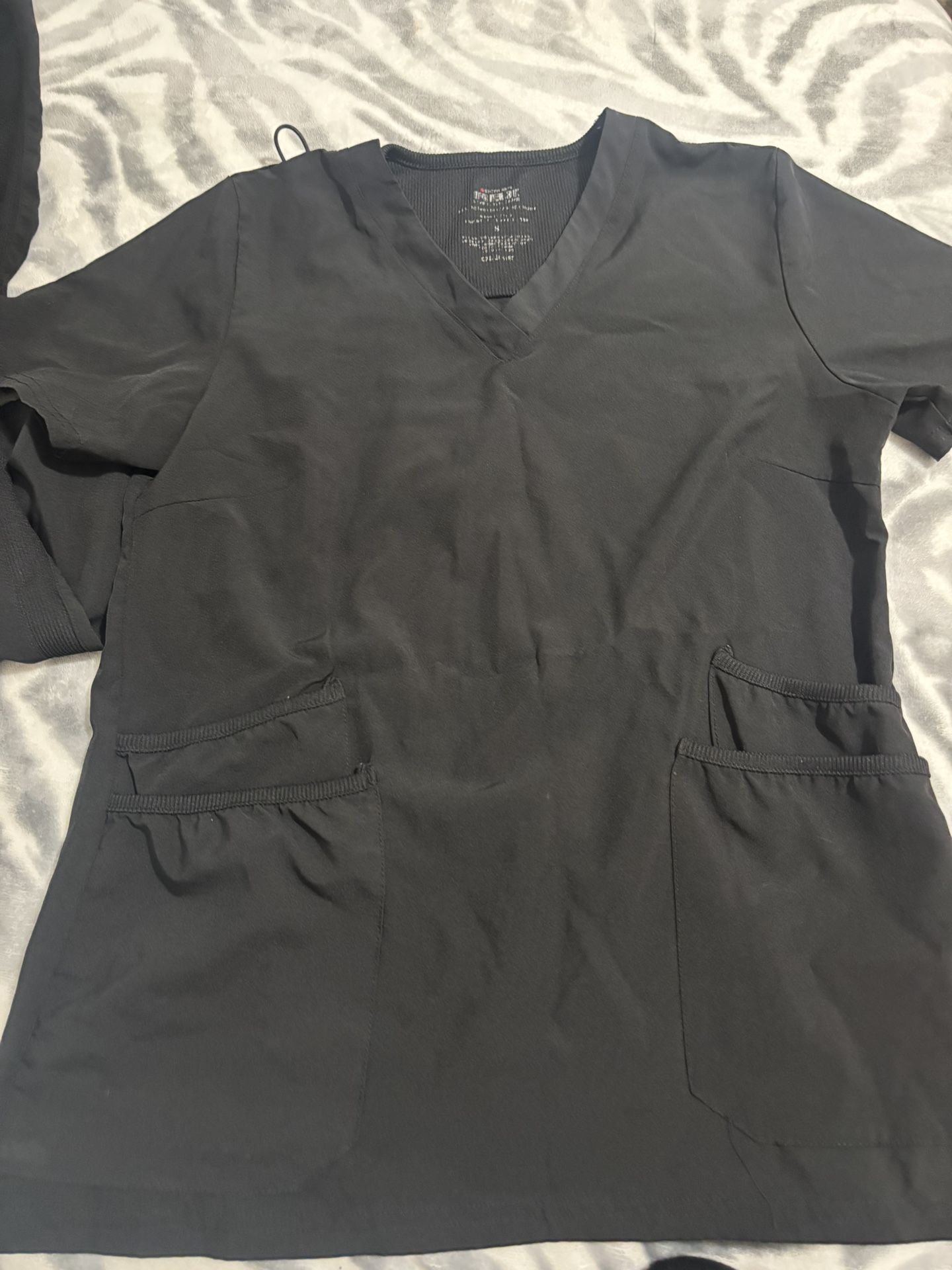 Small Scrubs Set