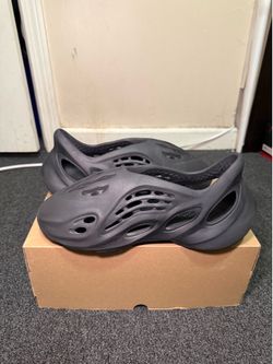 Adidas Yeezy Foam Runner Onyx size 12