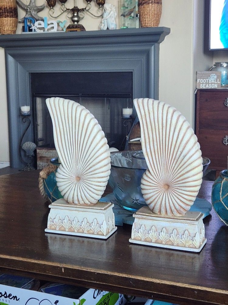 Bookends Nautical Shells 