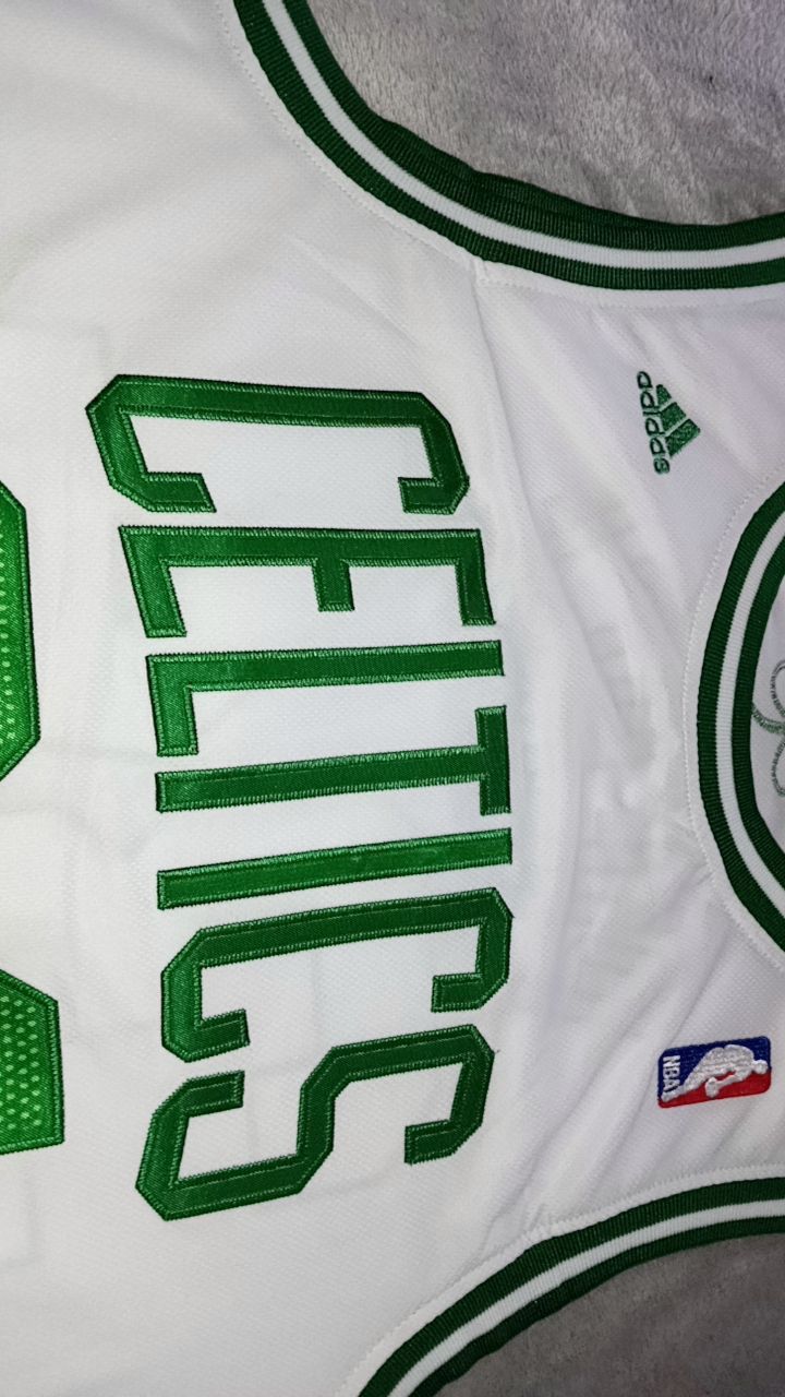 Warren Lotas Boston Celtics Paul Pierce Championship Basketball Hoodie for  Sale in Los Angeles, CA - OfferUp