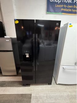 Whirlpool Side By Side refrigerator